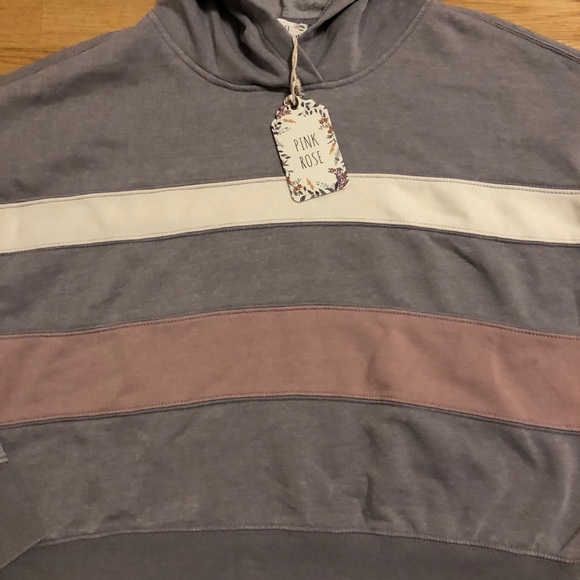New “Pink Rose” crop hoodie size Large with tag - Picture 2 of 3